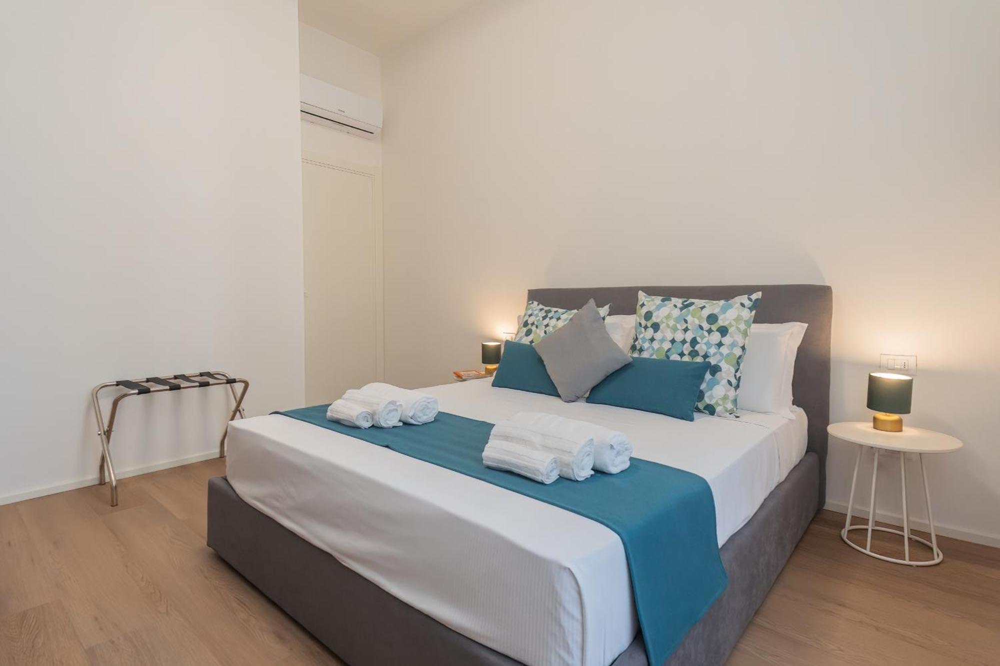 Manaraquattro - Apartament In Como Near The Center With Free Parking - Lake Como Ngoại thất bức ảnh